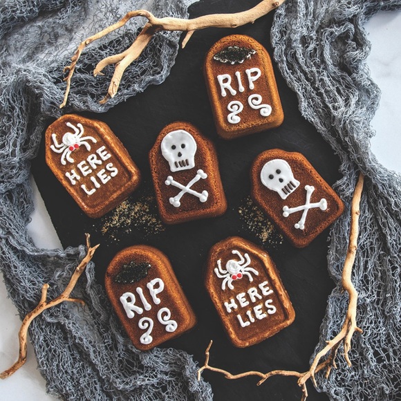 Nordic Ware Halloween Steel Muffin Cake Mold Pan - Picture 7 of 7